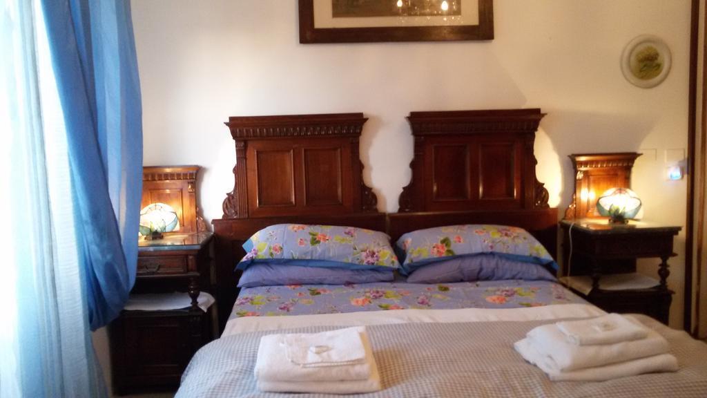 Villa Fiorita Monfalcone Værelse billede